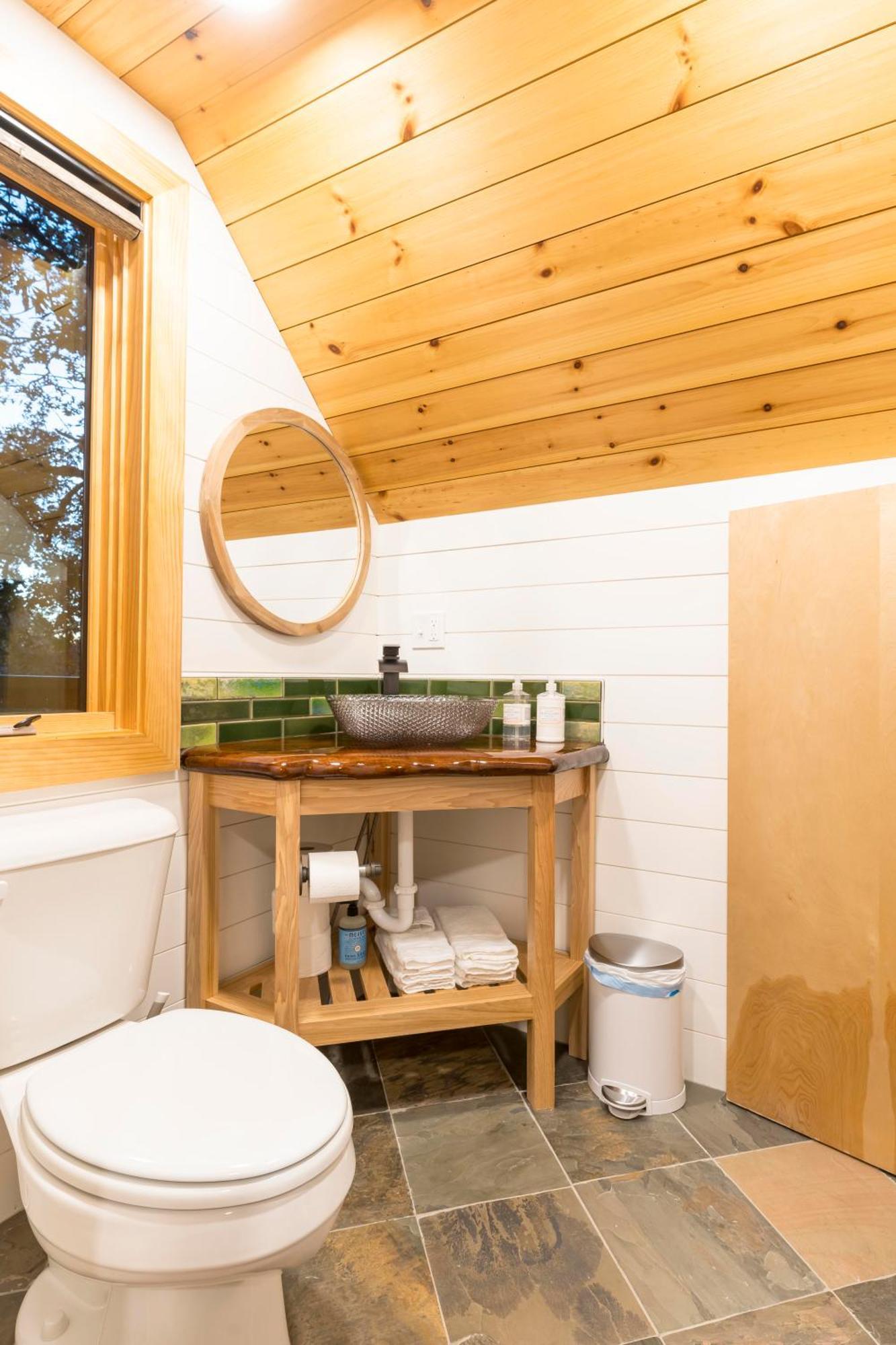 The Tree House In Bentonville Luaran gambar